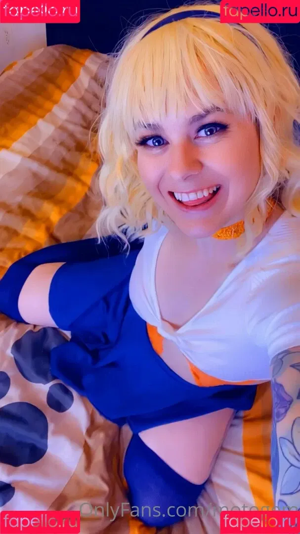 mollysmyles / motogem Onlyfans Photo Gallery 