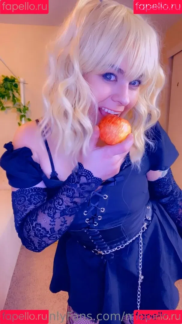 mollysmyles / motogem Onlyfans Photo Gallery 