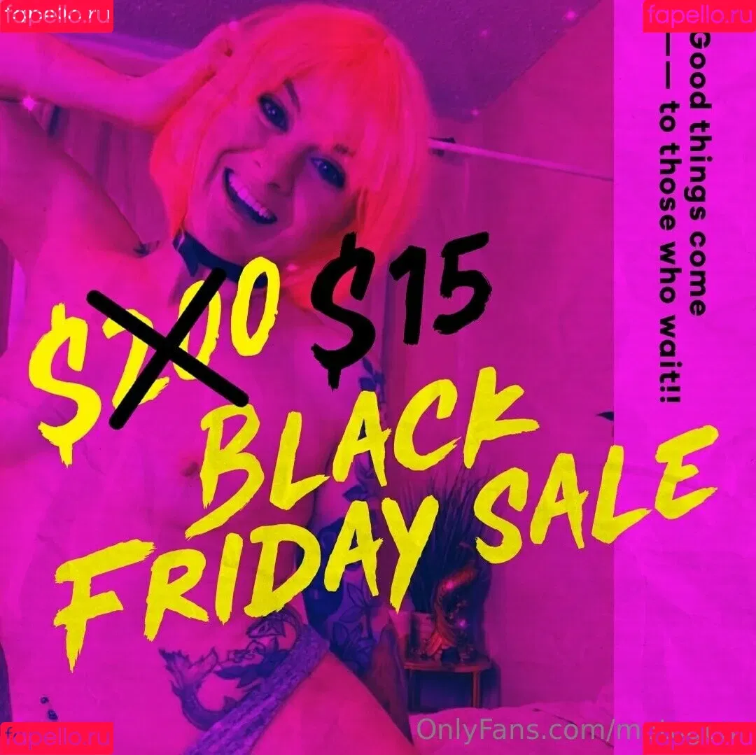 mollysmyles / motogem Onlyfans Photo Gallery 