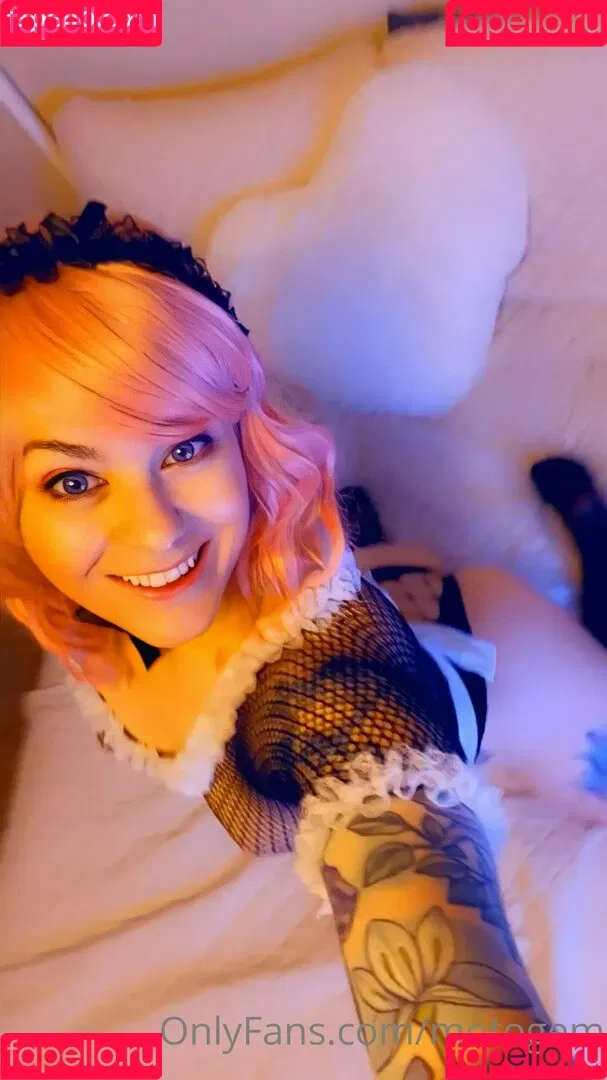 mollysmyles / motogem Onlyfans Photo Gallery 