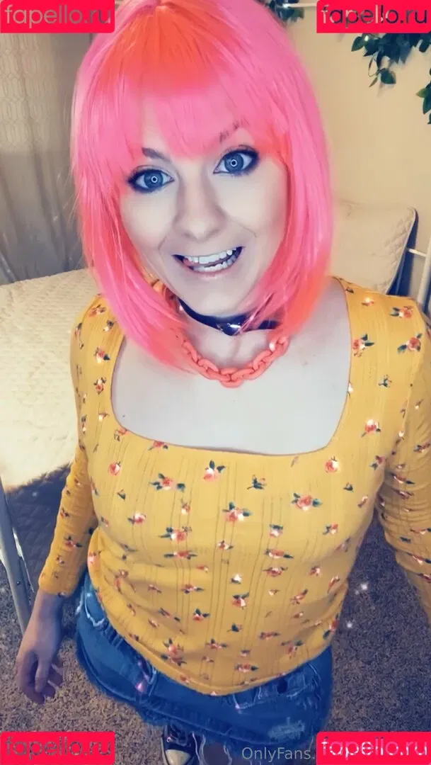 mollysmyles / motogem Onlyfans Photo Gallery 