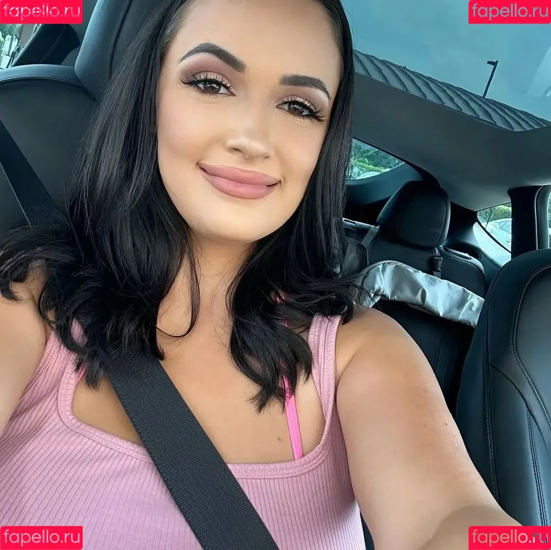 Sofi Ryan / https: / sofiryan / sofiryanofficial / sofiryanxoxoxo Onlyfans Photo Gallery 