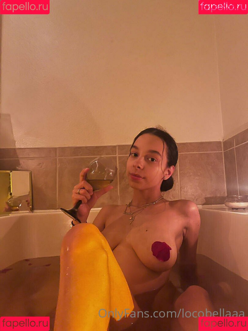 locobellaaa Onlyfans Photo Gallery 