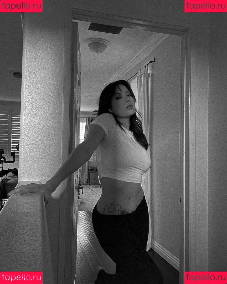 Amanda Breana / Amandabreana / https: Onlyfans Photo Gallery 