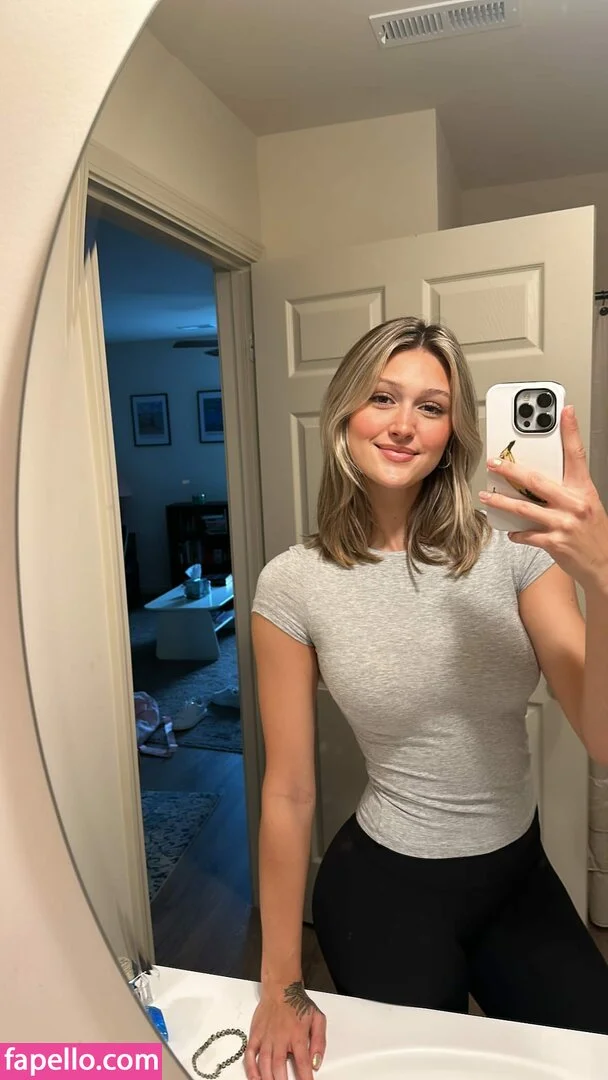 elise.eve / elise.evee Onlyfans Photo Gallery 