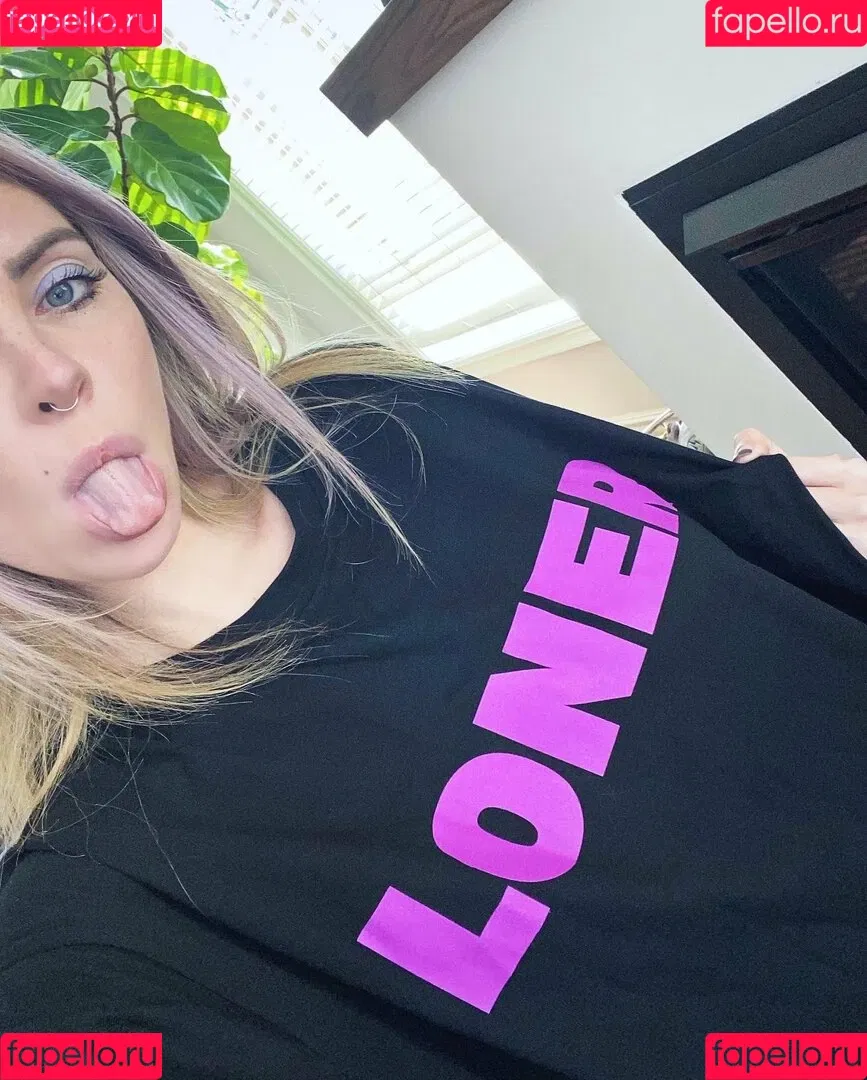 Alison Wonderland / alisonwonderland / allywonder Onlyfans Photo Gallery 