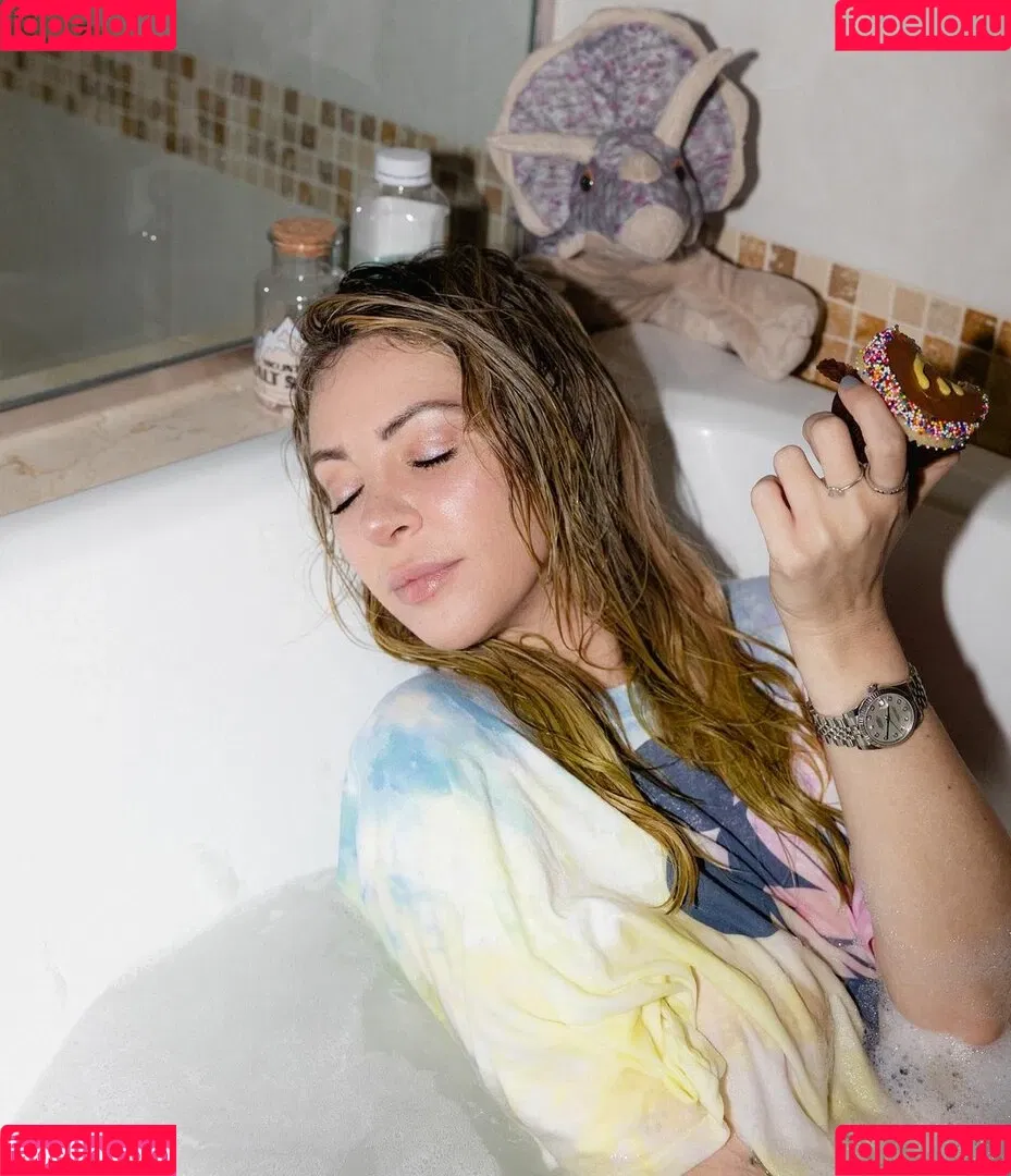 Alison Wonderland / alisonwonderland / allywonder Onlyfans Photo Gallery 