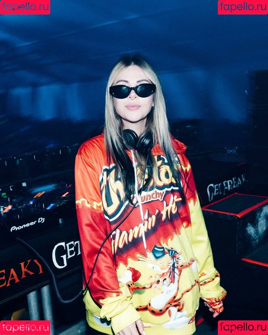 Alison Wonderland / alisonwonderland / allywonder Onlyfans Photo Gallery 