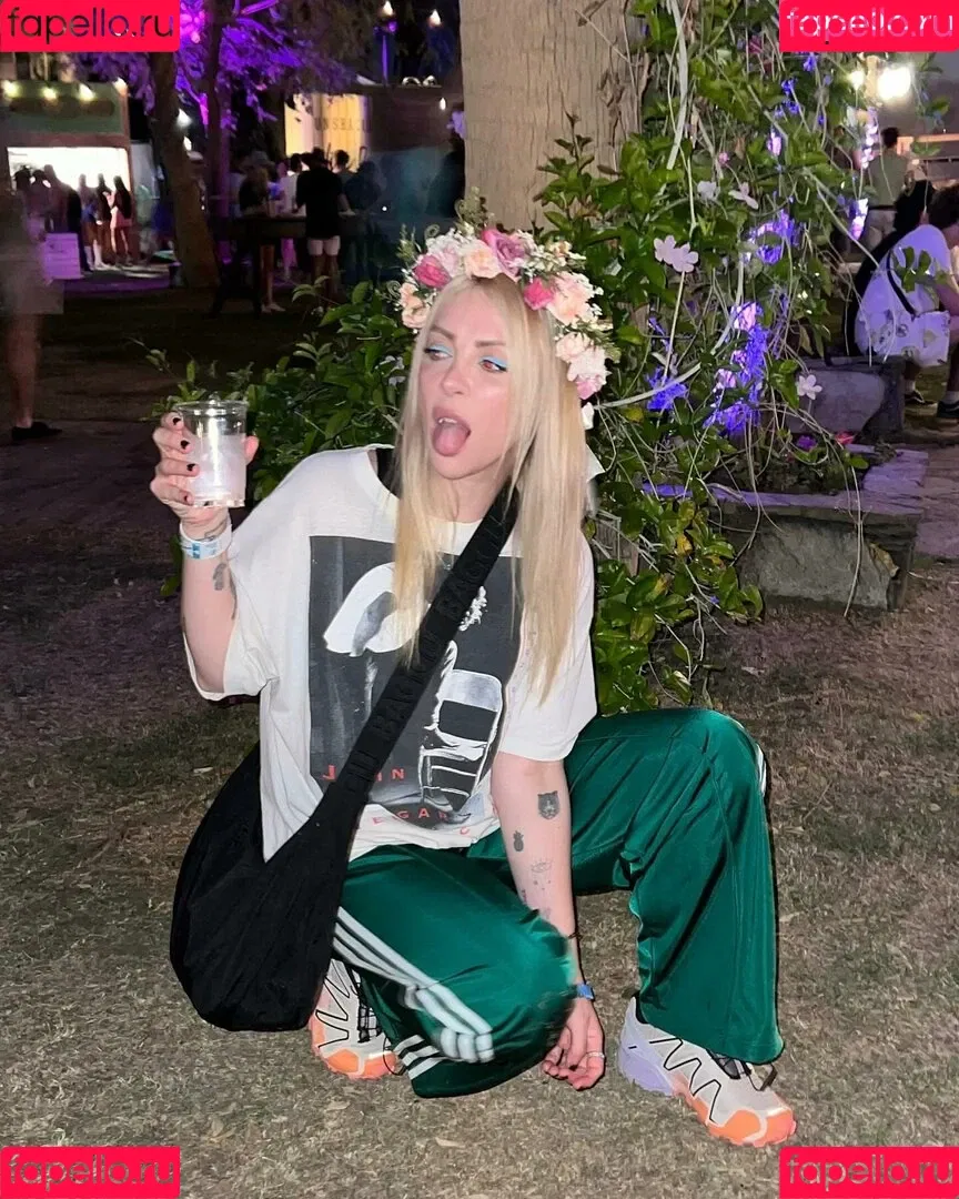 Alison Wonderland / alisonwonderland / allywonder Onlyfans Photo Gallery 