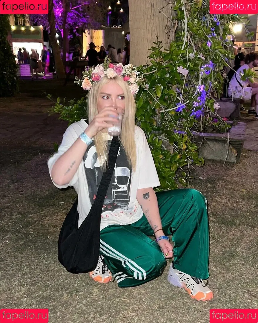 Alison Wonderland / alisonwonderland / allywonder Onlyfans Photo Gallery 