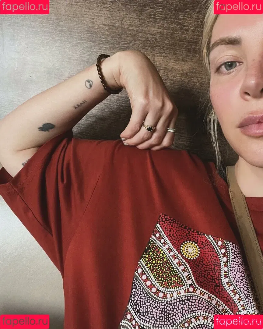 Alison Wonderland / alisonwonderland / allywonder Onlyfans Photo Gallery 