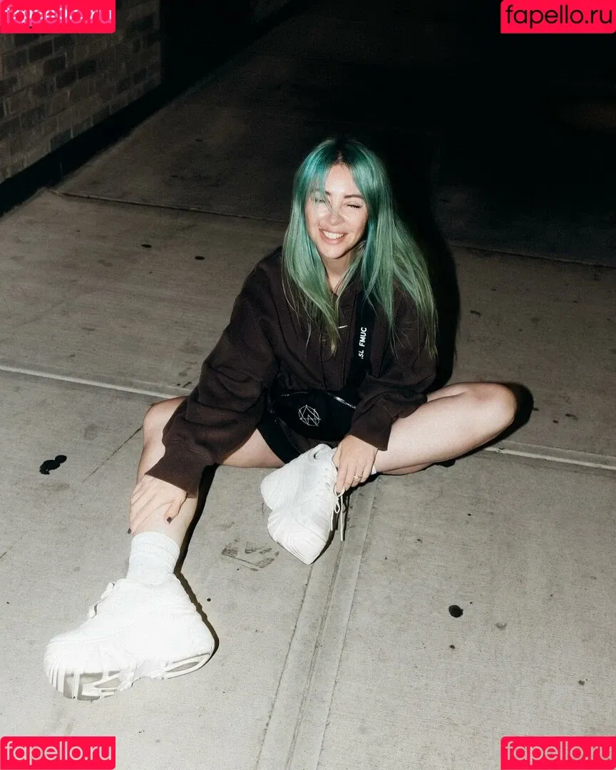 Alison Wonderland / alisonwonderland / allywonder Onlyfans Photo Gallery 