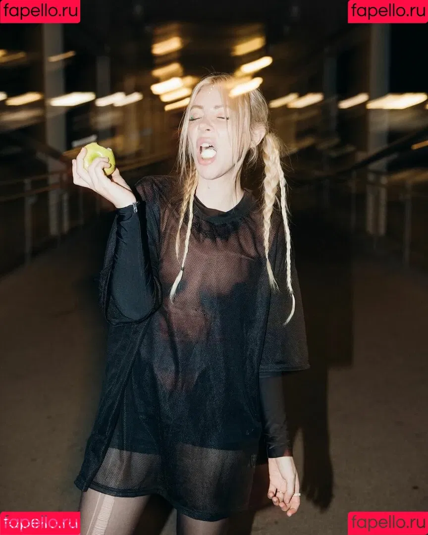 Alison Wonderland / alisonwonderland / allywonder Onlyfans Photo Gallery 