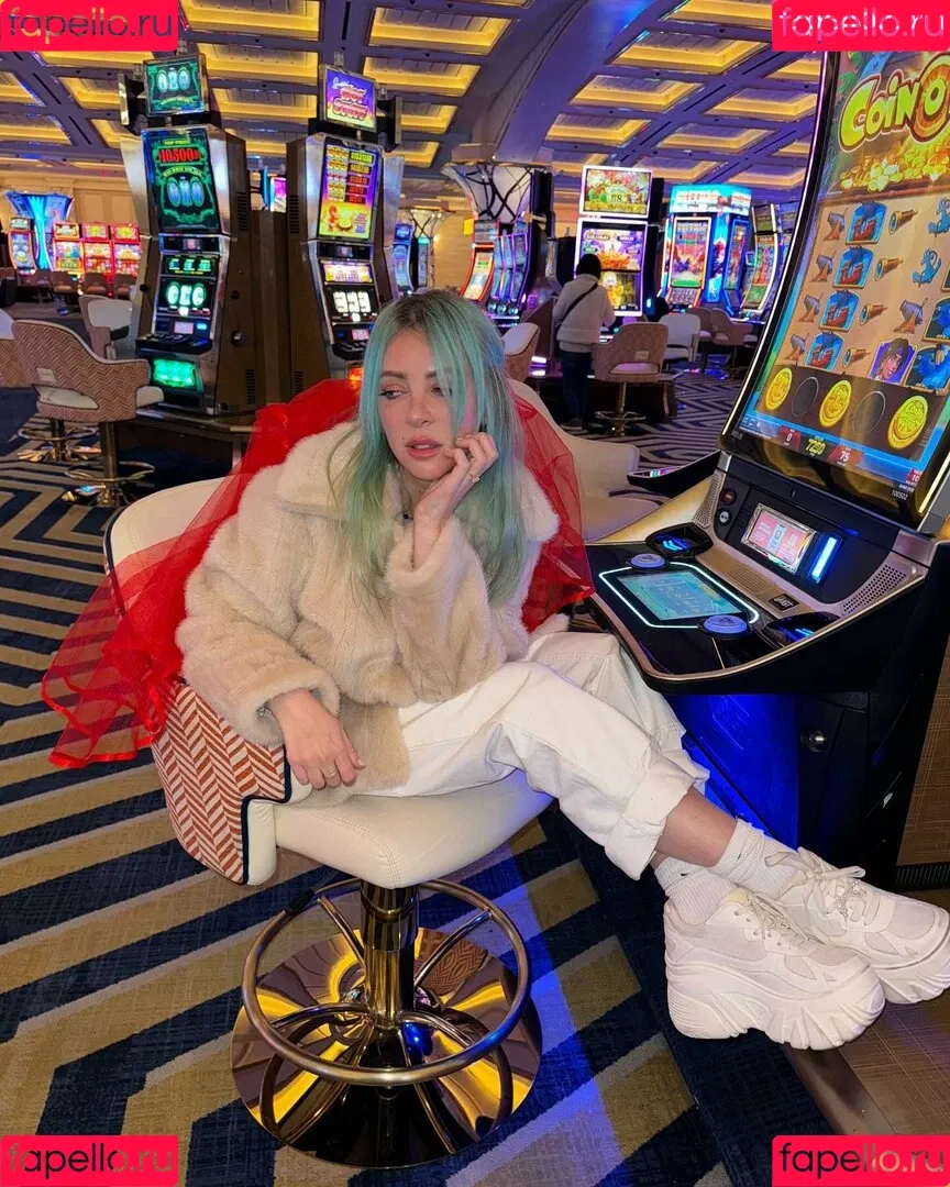 Alison Wonderland / alisonwonderland / allywonder Onlyfans Photo Gallery 