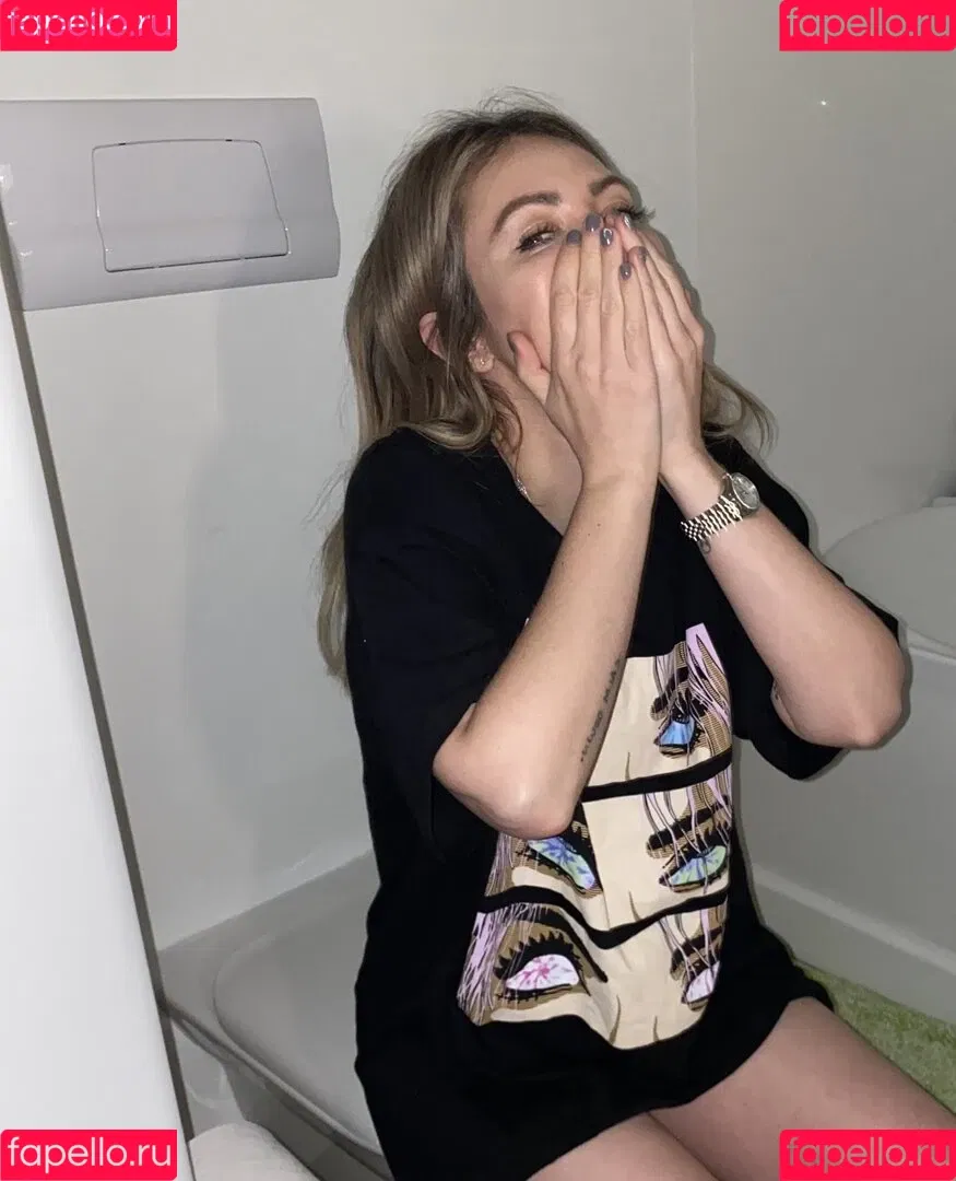 Alison Wonderland / alisonwonderland / allywonder Onlyfans Photo Gallery 