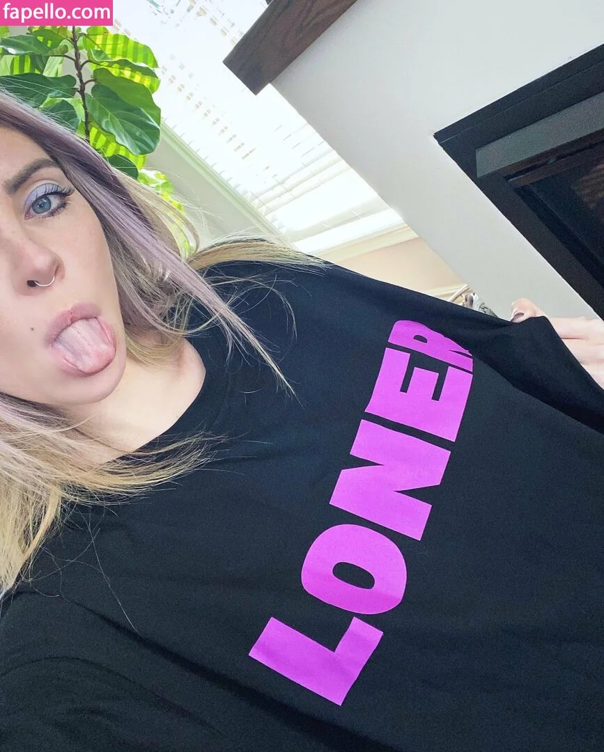 Alison Wonderland / alisonwonderland / allywonder Onlyfans Photo Gallery 