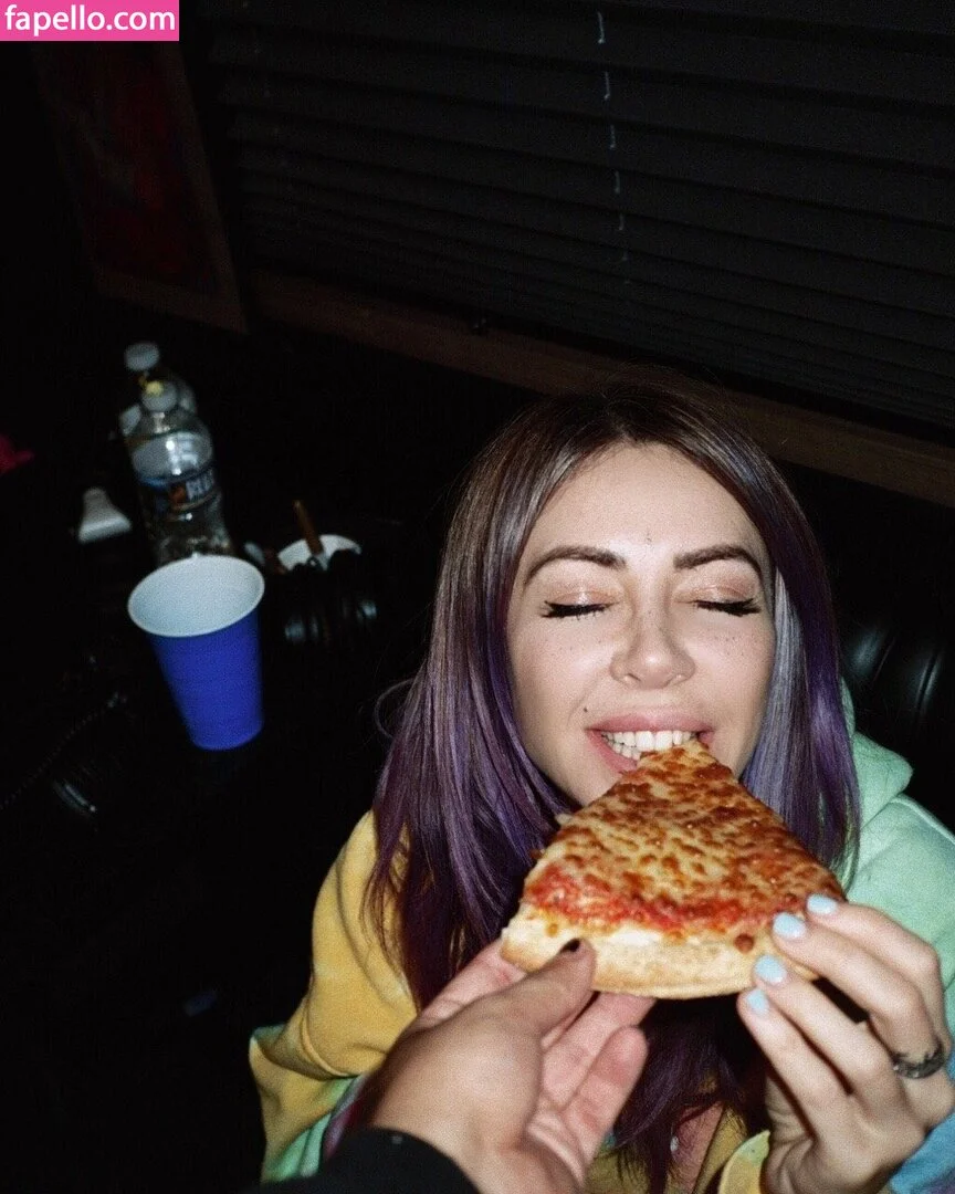 Alison Wonderland / alisonwonderland / allywonder Onlyfans Photo Gallery 