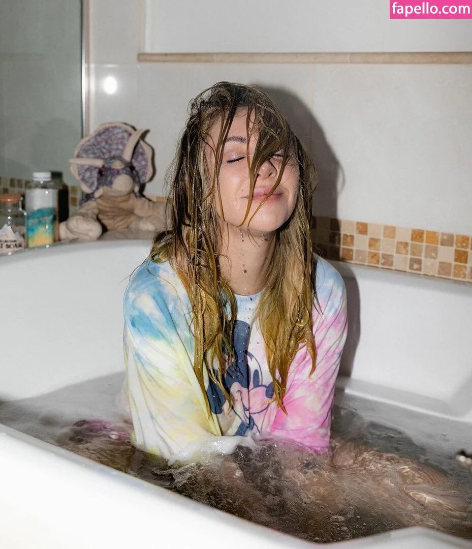 Alison Wonderland / alisonwonderland / allywonder Onlyfans Photo Gallery 