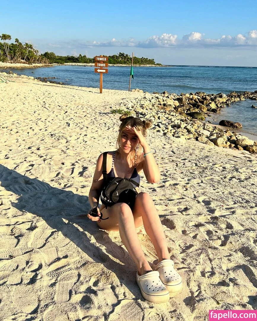 Alison Wonderland / alisonwonderland / allywonder Onlyfans Photo Gallery 