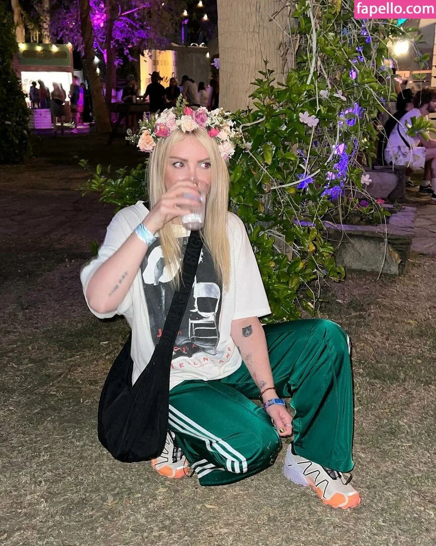 Alison Wonderland / alisonwonderland / allywonder Onlyfans Photo Gallery 