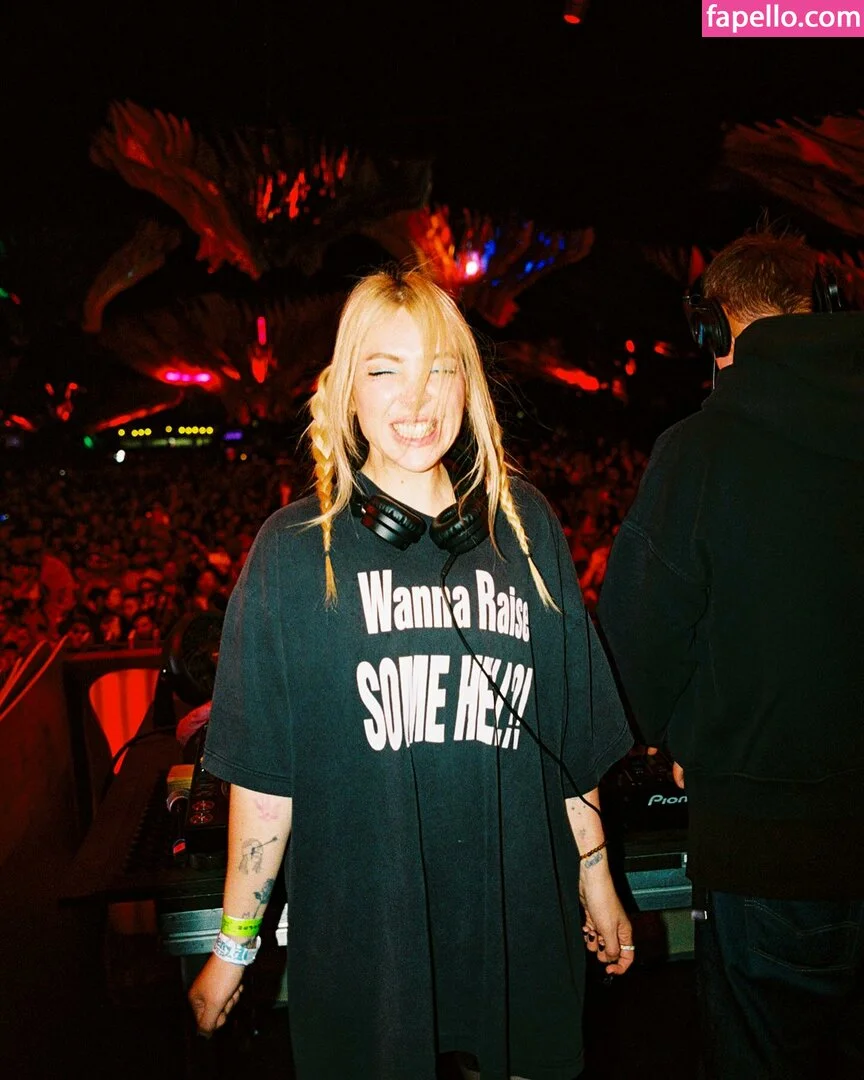 Alison Wonderland / alisonwonderland / allywonder Onlyfans Photo Gallery 