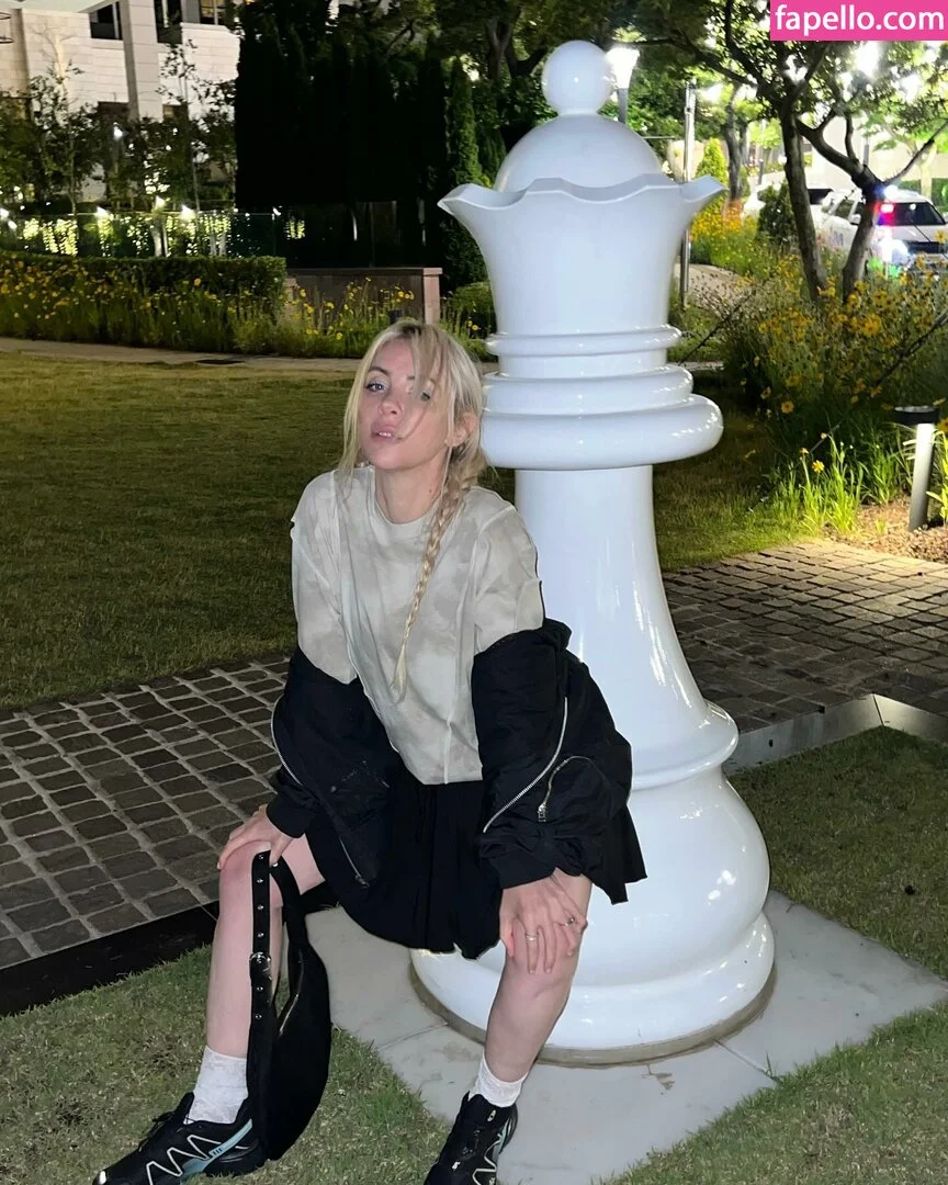 Alison Wonderland / alisonwonderland / allywonder Onlyfans Photo Gallery 