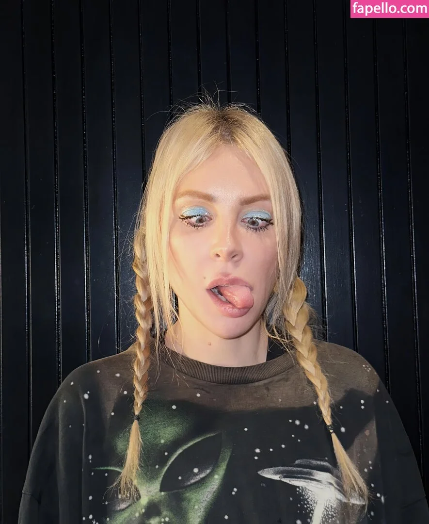 Alison Wonderland / alisonwonderland / allywonder Onlyfans Photo Gallery 