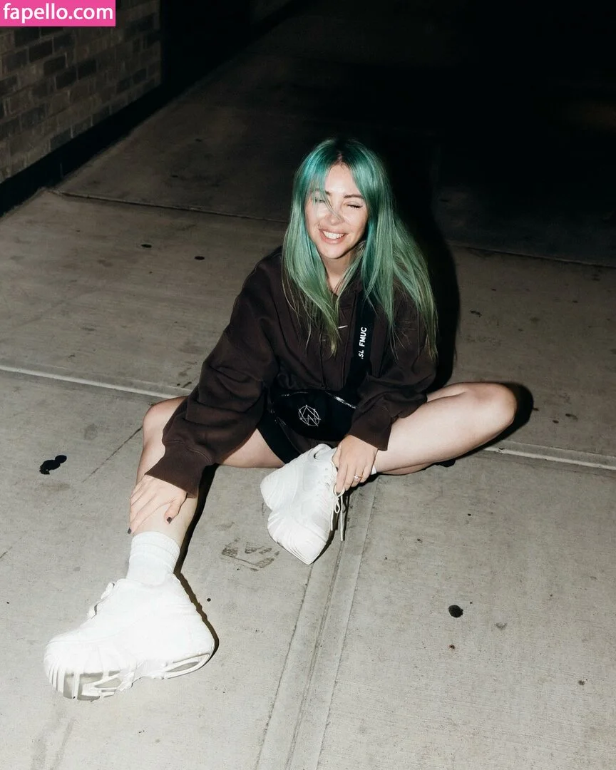 Alison Wonderland / alisonwonderland / allywonder Onlyfans Photo Gallery 