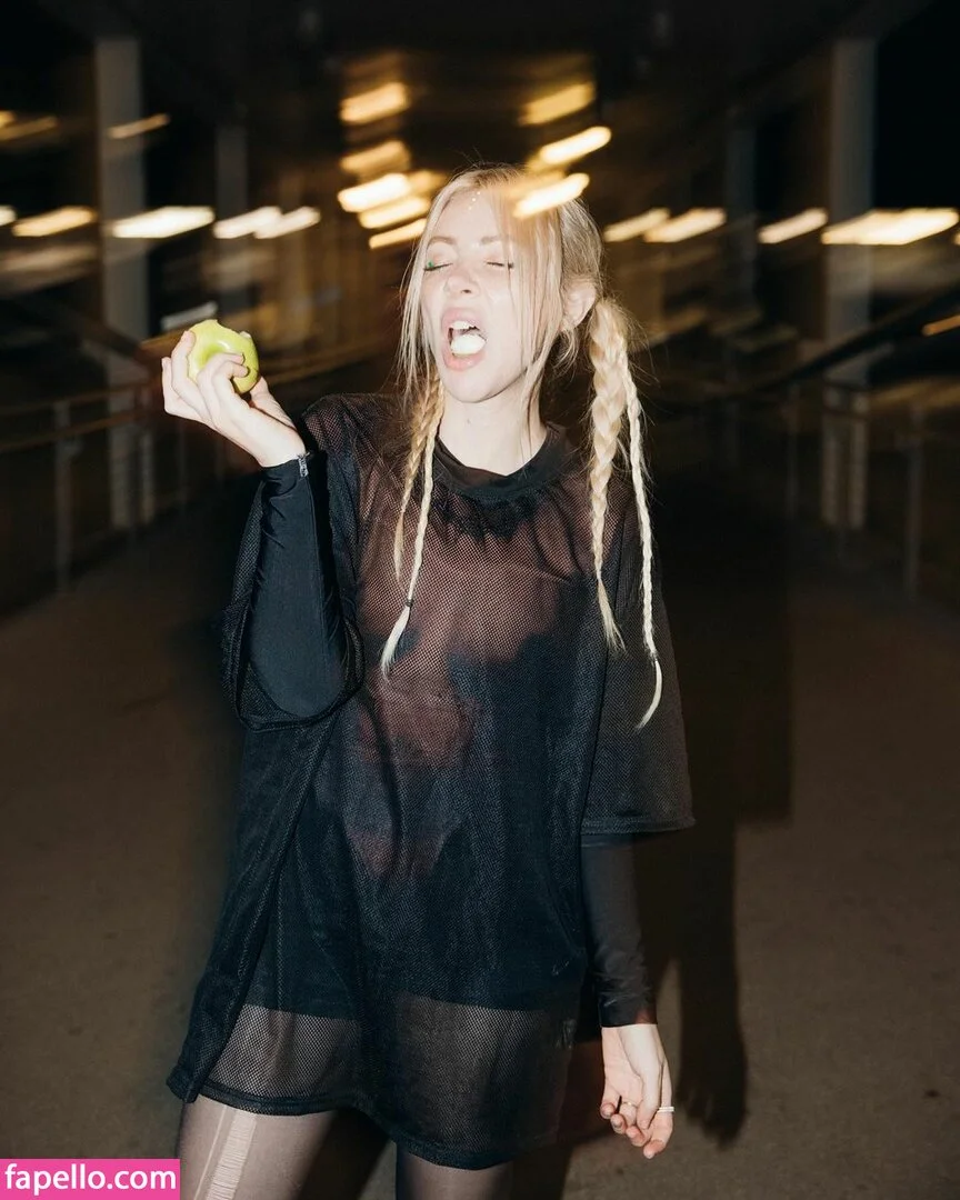 Alison Wonderland / alisonwonderland / allywonder Onlyfans Photo Gallery 