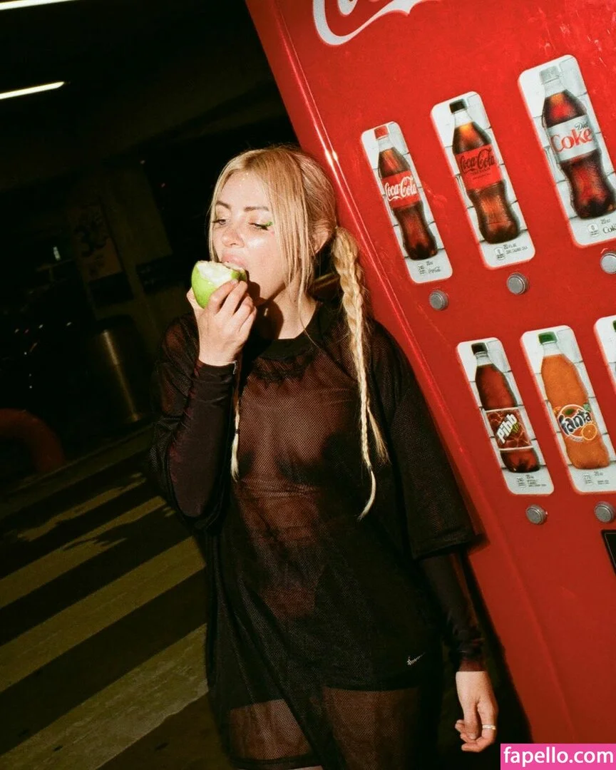 Alison Wonderland / alisonwonderland / allywonder Onlyfans Photo Gallery 