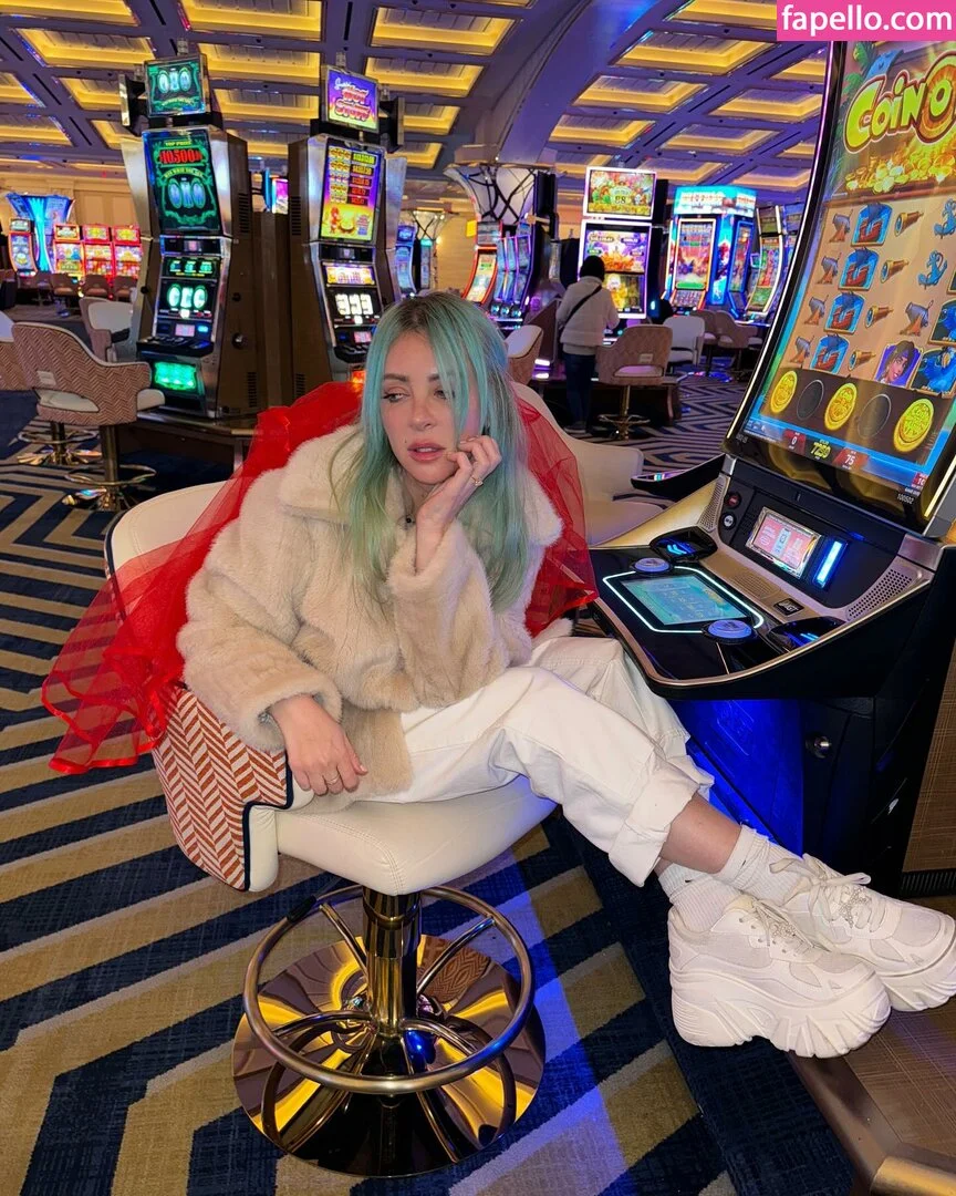 Alison Wonderland / alisonwonderland / allywonder Onlyfans Photo Gallery 