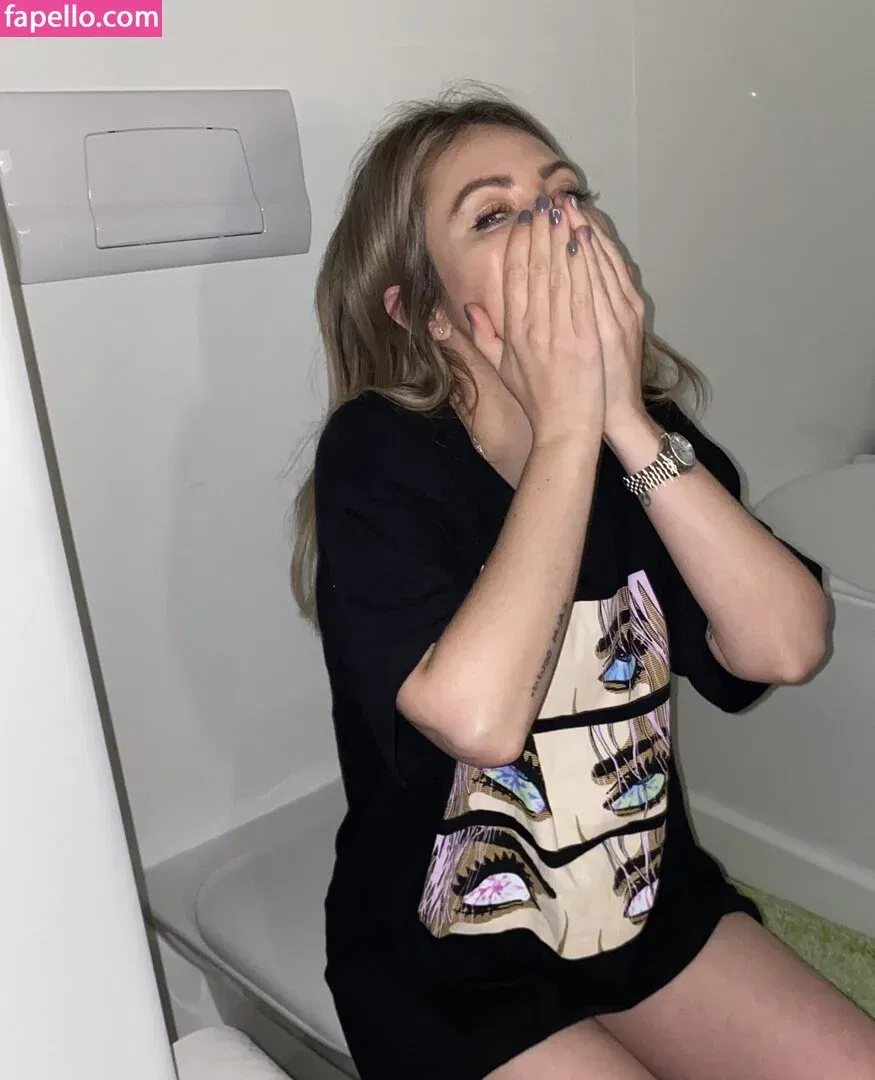 Alison Wonderland / alisonwonderland / allywonder Onlyfans Photo Gallery 