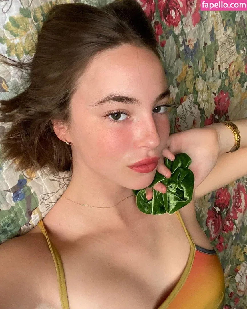 Amelie Manzoli Onlyfans Photo Gallery 