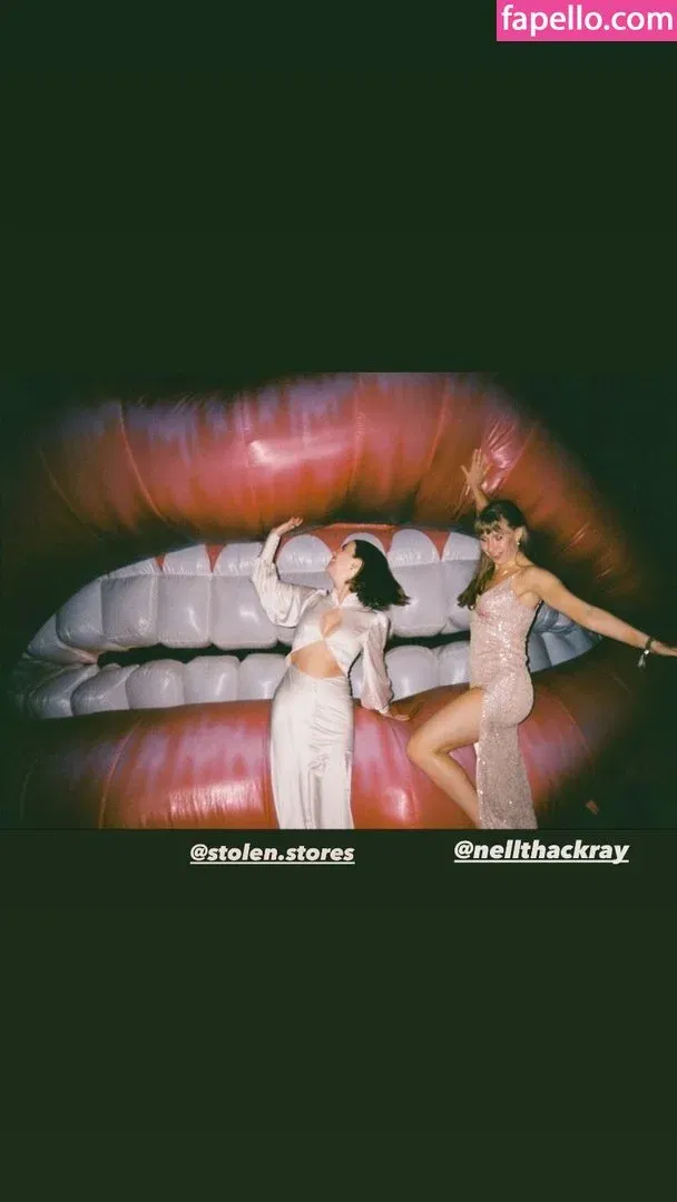 Amelie Manzoli Onlyfans Photo Gallery 