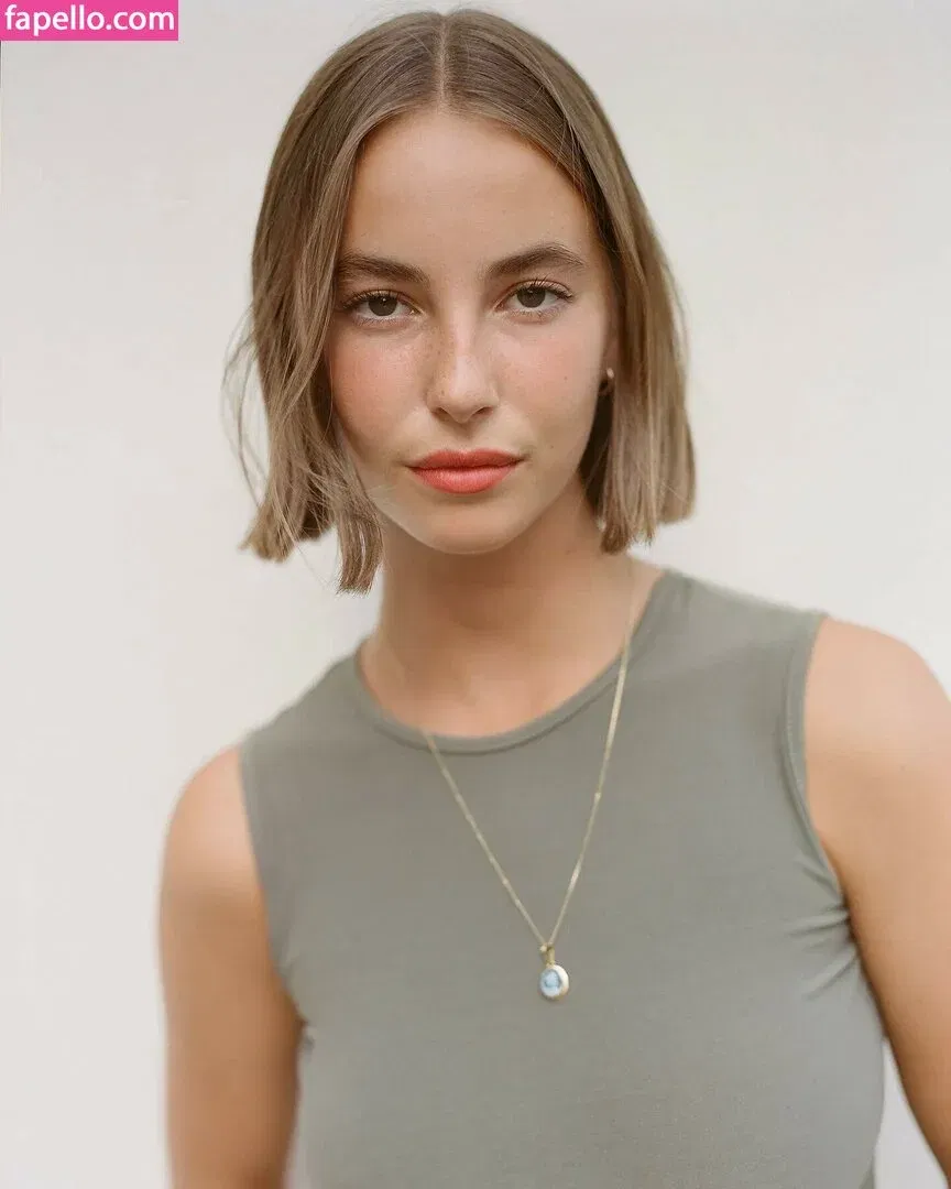 Amelie Manzoli Onlyfans Photo Gallery 