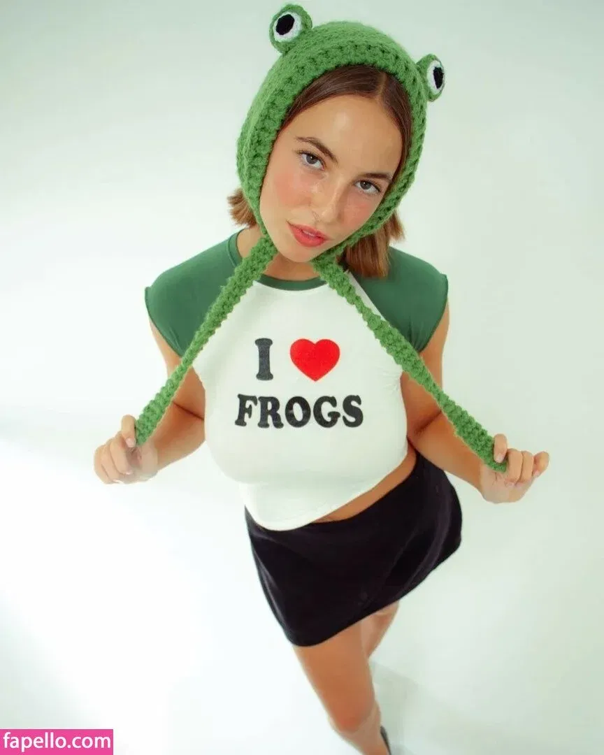 Amelie Manzoli Onlyfans Photo Gallery 