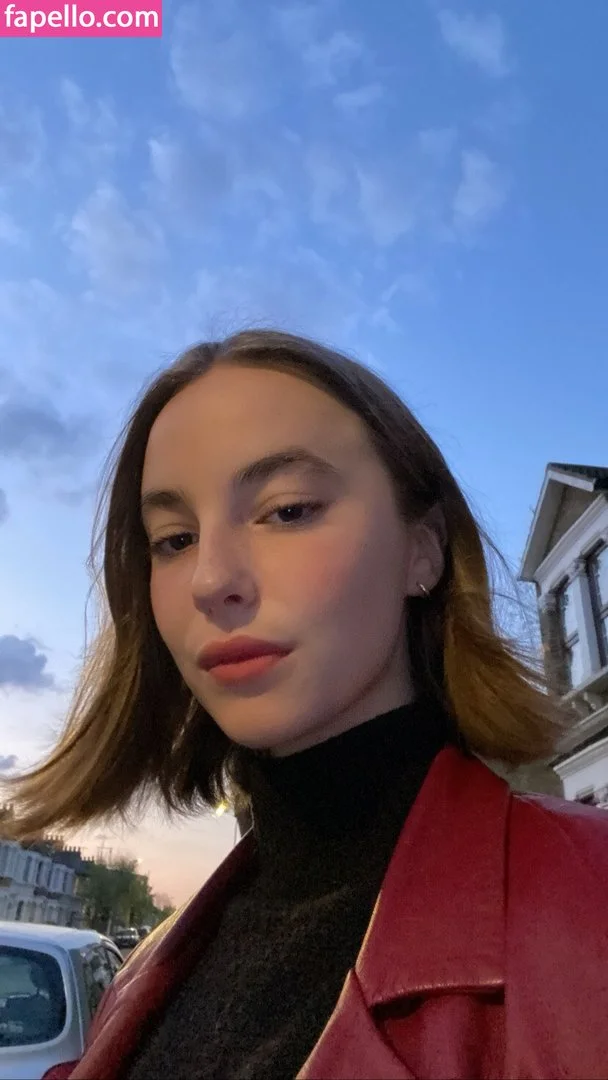 Amelie Manzoli Onlyfans Photo Gallery 