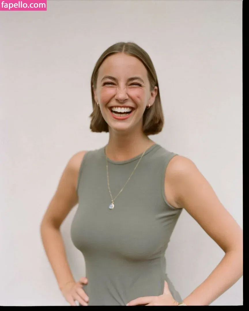 Amelie Manzoli Onlyfans Photo Gallery 