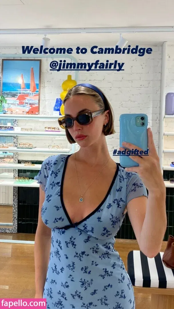 Amelie Manzoli Onlyfans Photo Gallery 