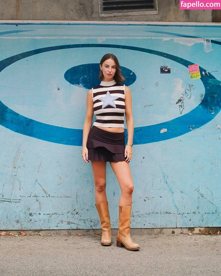 Amelie Manzoli Onlyfans Photo Gallery 