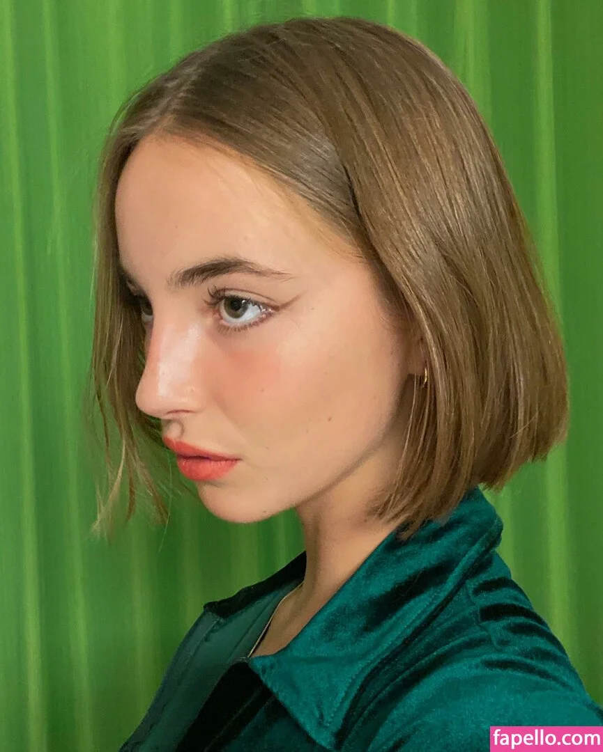 Amelie Manzoli Onlyfans Photo Gallery 