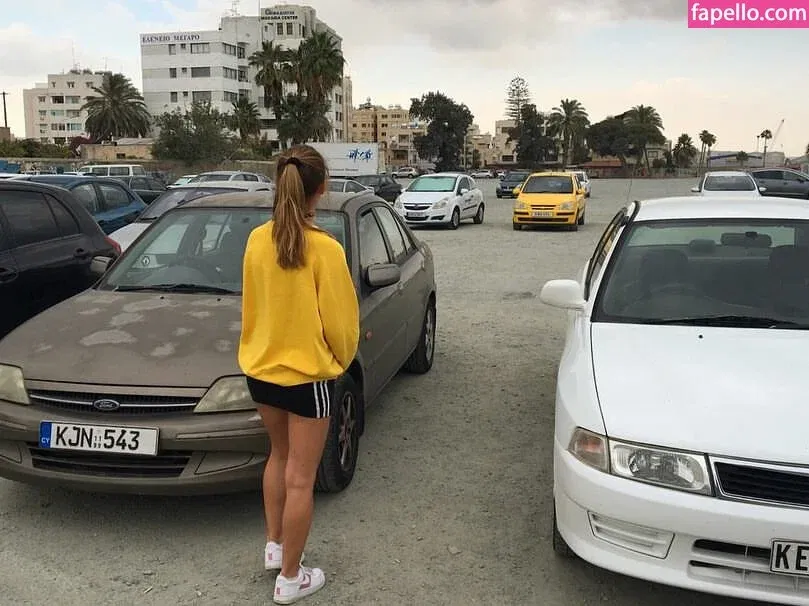 Amelie Manzoli Onlyfans Photo Gallery 