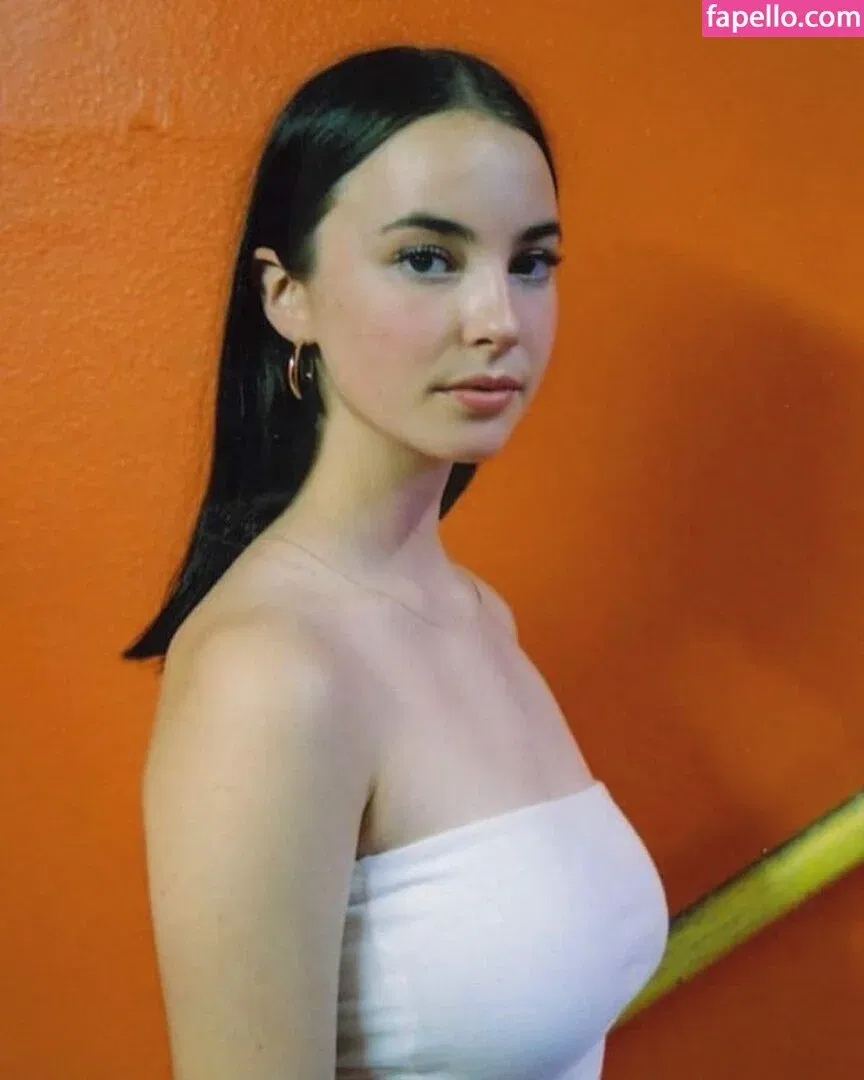 Amelie Manzoli Onlyfans Photo Gallery 