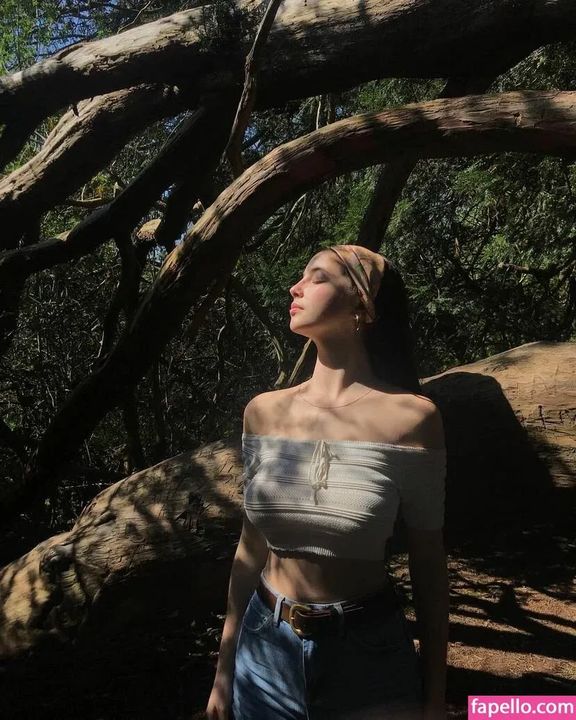 Amelie Manzoli Onlyfans Photo Gallery 