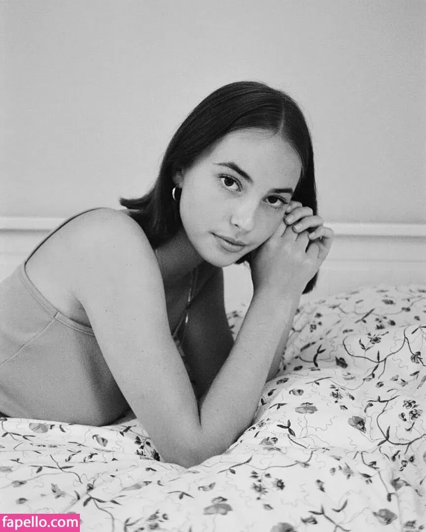 Amelie Manzoli Onlyfans Photo Gallery 