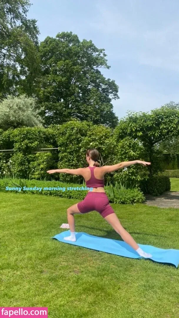 Amelie Manzoli Onlyfans Photo Gallery 