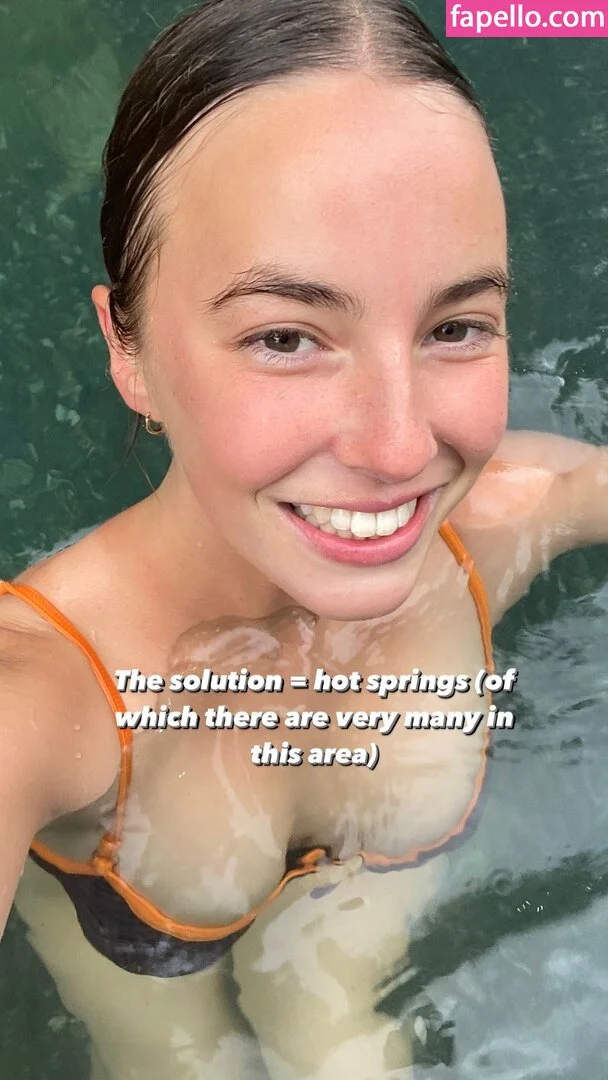 Amelie Manzoli Onlyfans Photo Gallery 