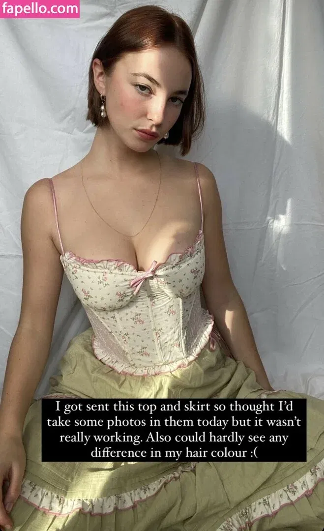 Amelie Manzoli Onlyfans Photo Gallery 