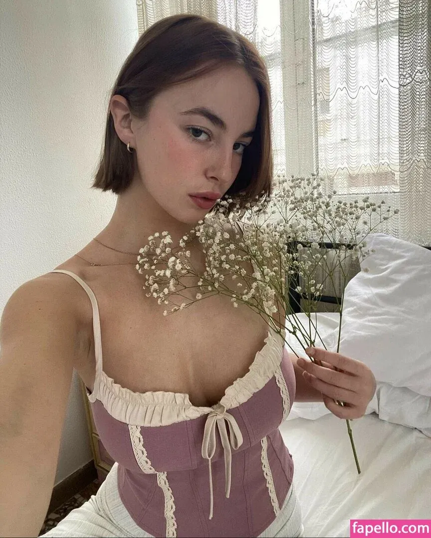 Amelie Manzoli Onlyfans Photo Gallery 