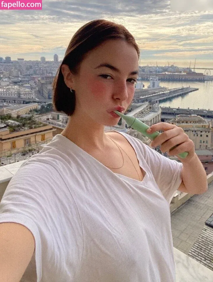 Amelie Manzoli Onlyfans Photo Gallery 